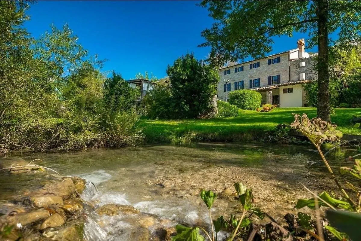 Holiday House With A Swimming Pool Buzet, Central Istria - Sredisnja Istra - 22842 Croatia