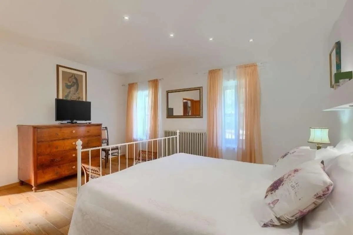 Holiday House With A Swimming Pool Buzet, Central Istria - Sredisnja Istra - 22842 Holiday home Buzet