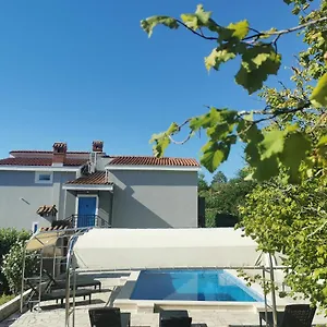  Ferienhaus Mandalena