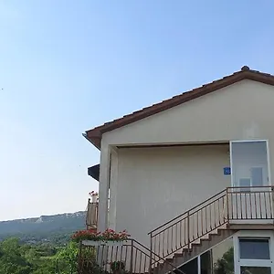  Apartment Anita